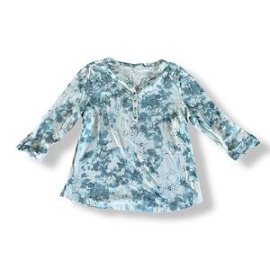 [Studio Works] BOGO $1 Blue Floral Top